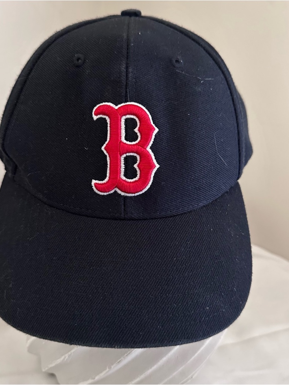 Navy Baseball Cap with Red Embroidered 'B' Accent